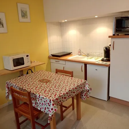 Apartmán Proche Des Thermes En Rez-de-chaussee Avec Place De Parking Bagnères-de-Bigorre